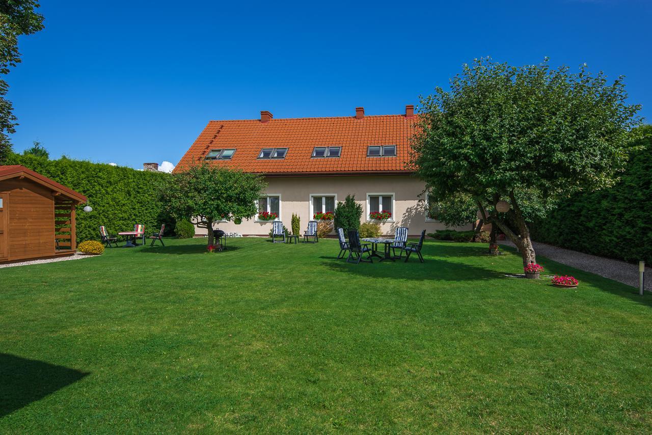 Pokoje Nowakowscy Leba Exterior foto