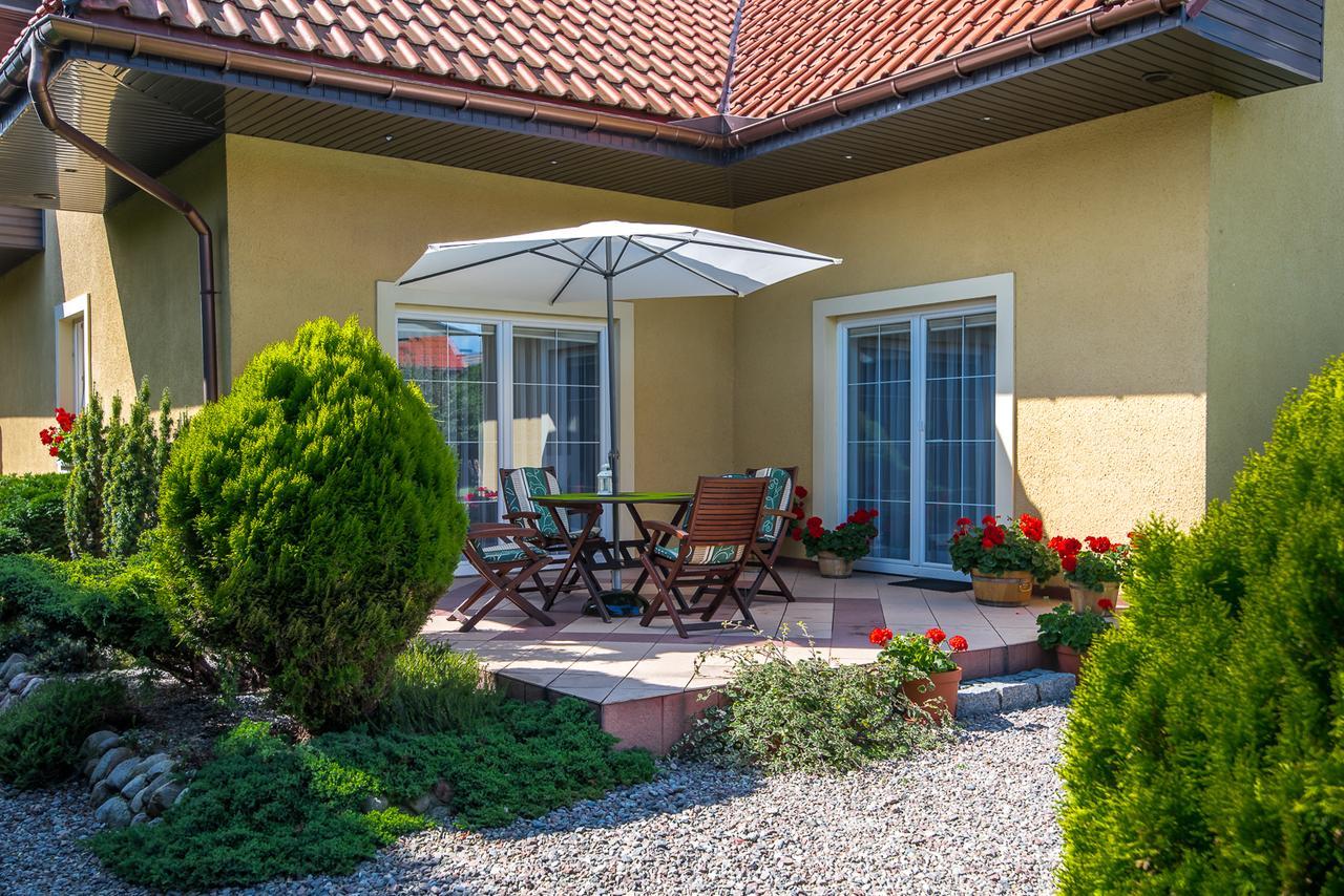 Pokoje Nowakowscy Leba Exterior foto